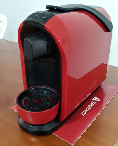 Cafeteira 3 corações perfeito estado