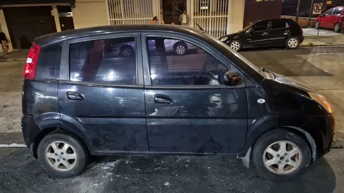 Effa M-100 1.0 8V 5P 2011 R$4500