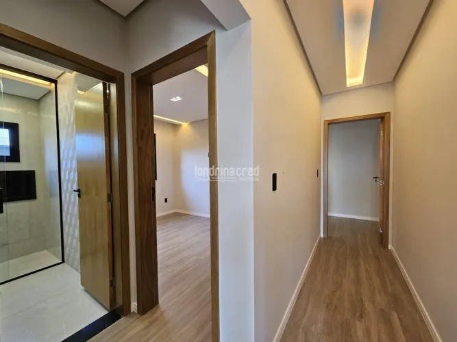 Casa de Condomínio em condomínio à Venda em Condomínio Bellevie, Cambé - PR