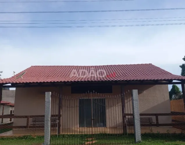 CASA NO LAGO DAS BRISAS