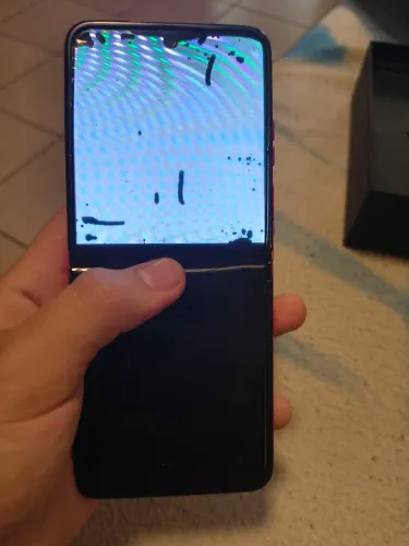 Vendo Motorola razr 40 ultra 256 gb 8 de ram