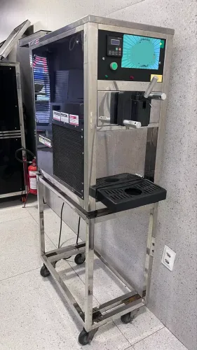 Máquina de açaí e sorvete