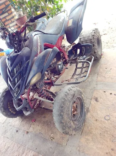 Quadriciclo Yamaha Raptor 700