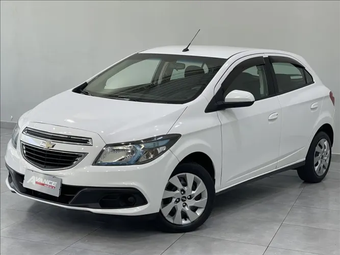 Chevrolet Onix Hatch LT 1.4 8V Flex Mec. 4P 2015