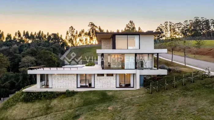 Casa com 4 quartos à venda no condomínio Fazenda Dona Carolina, em Itatiba/SP!