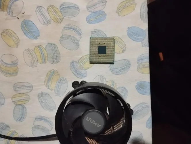 Vendo procesador ryzen 3200g e cooler