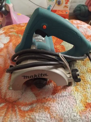 Vendo Makita 127 v