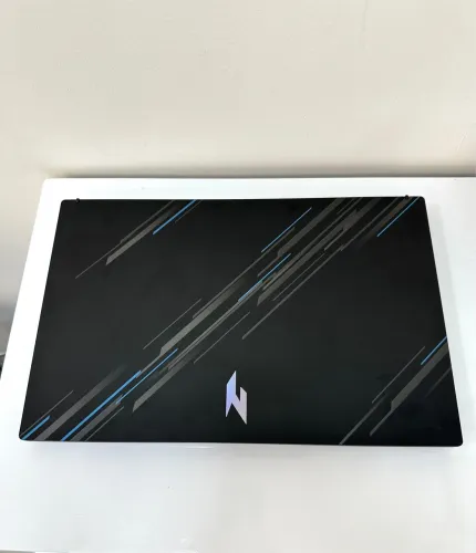Acer Nitro V15 - Praticamente Novo! (i5 13ª Gen / RTX 3050 6GB / Tela 144Hz)
