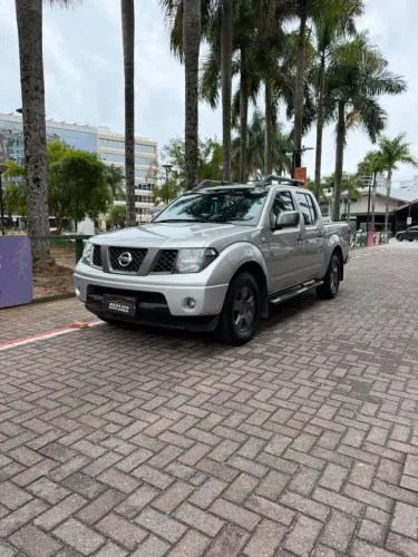 Nissan Frontier SL CD 4X4 2.5tb Diesel AUT 2014