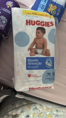 Fralda Huggies M