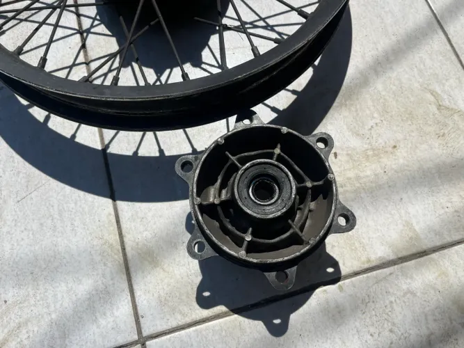 Roda completa xre 300 + Flange