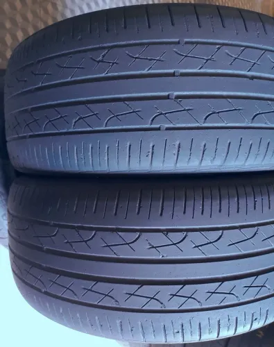 Par de pneus 215/50 aro 17 - (Hankook)