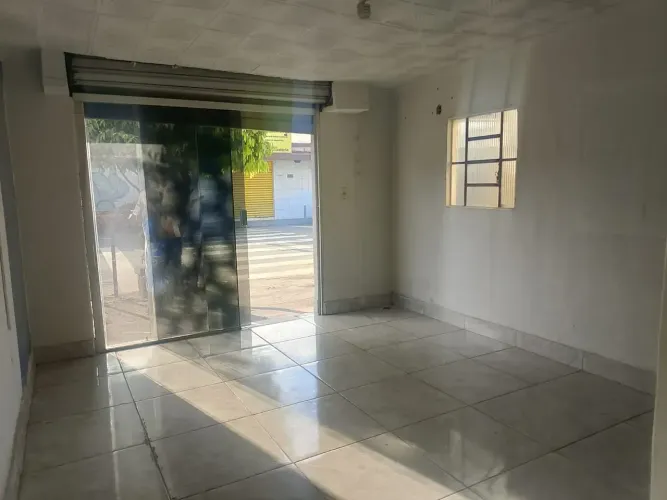Sala comercial próximo a t-9 bom pra negócio rua movimentada bom para escritório barbearia