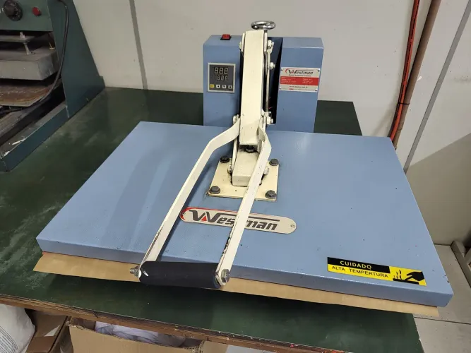 Prensa industrial térmica 40x60 Westman<br>R$ 1000,00