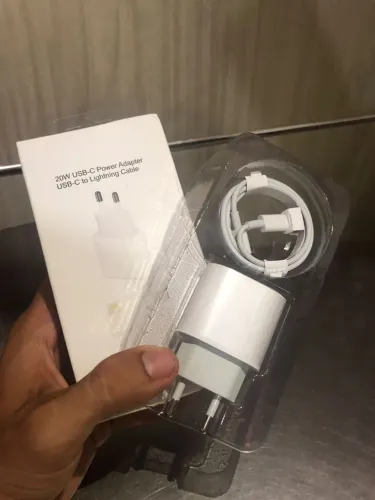 Carregador de iPhone