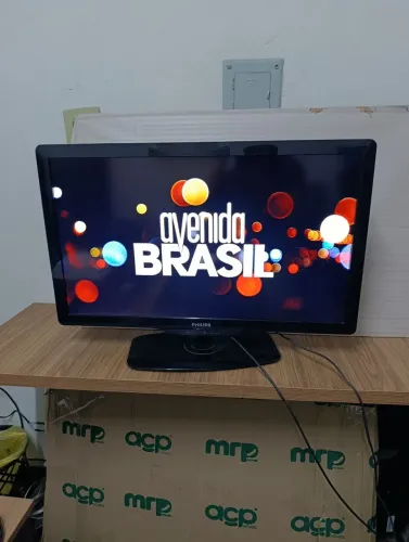 Vendo TV 32 polegadas led Philips, não e smartv
