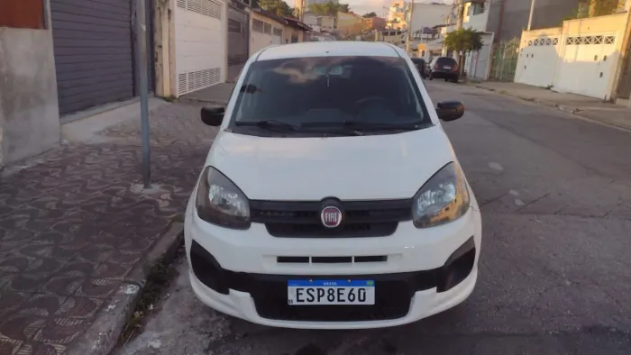 Fiat Uno Attractive 1.0 EVO Fire Flex 8V 5P 2020