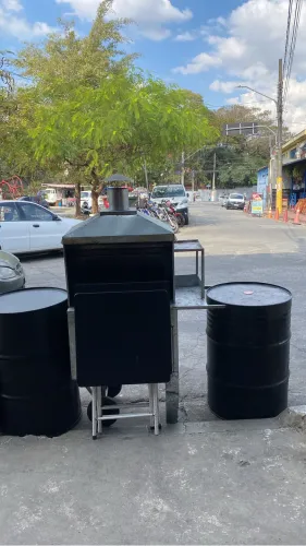 Churrasqueira móvel 