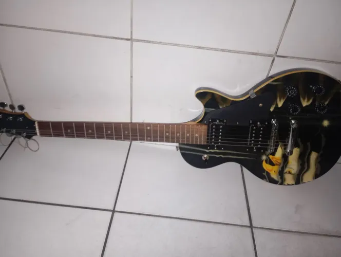 Guitarra ?