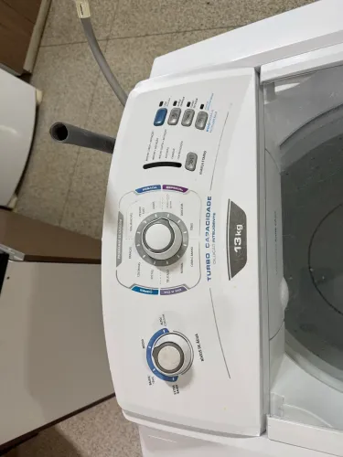 Máquina de lavar roupa Electrolux 13kg