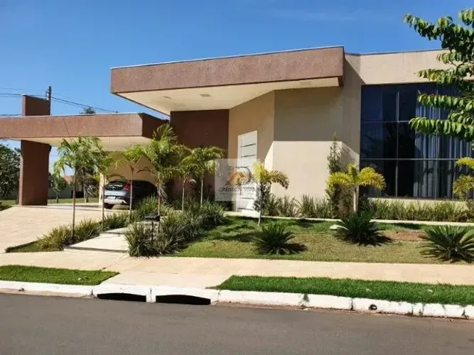 Casa à venda no Condomínio Recanto do Lago, em São José do Rio Preto / SP