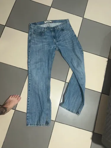 Calça Levi's 559