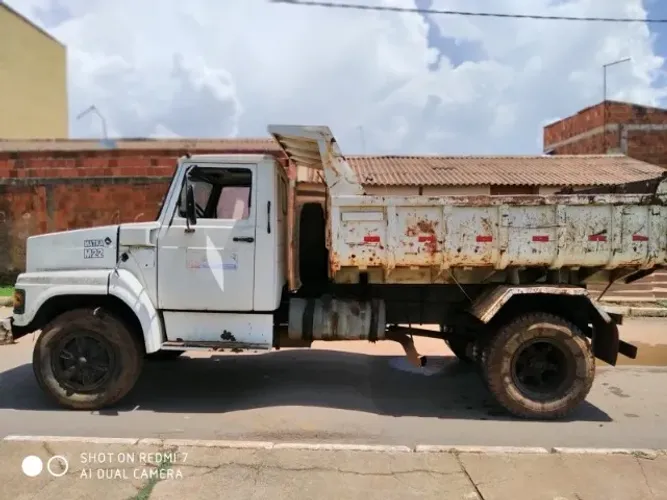 caçamba basculante 5m3, para caminhão toco, caminhão pode ser vendido completo