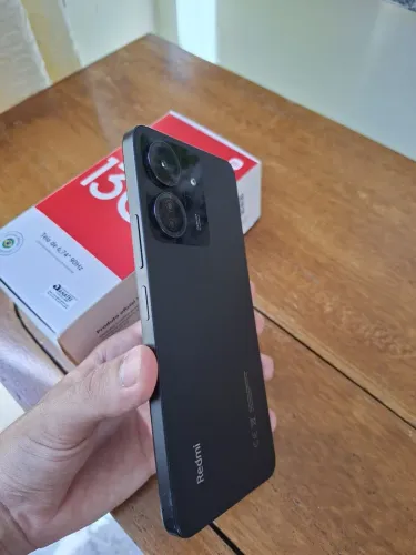 Xiaomi Redmi 13C 256GB + 8GB RAM | Conservado + 3 Capinhas de Brinde