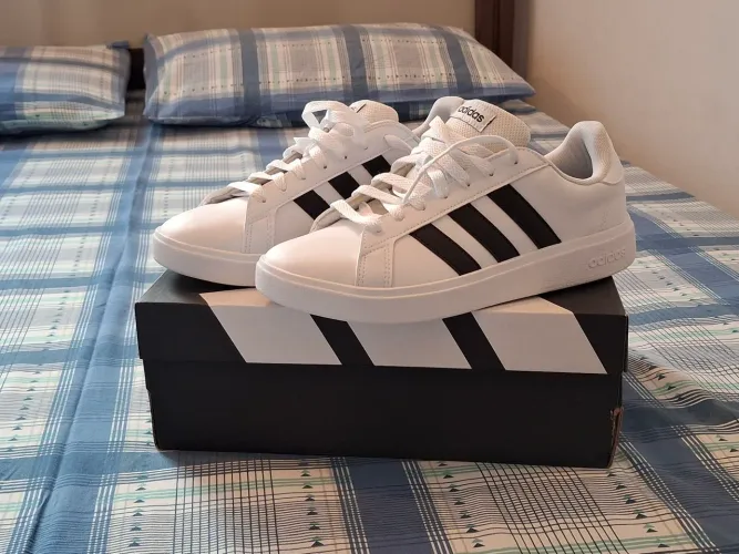 Tênis feminino 38 Adidas Grand Court Base