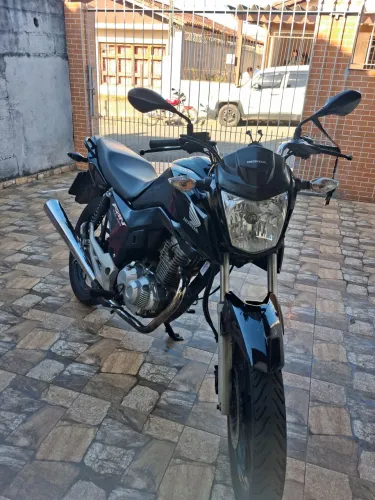 Vendo Honda fam cg 160 2023 com manuais e chaves reservas 
