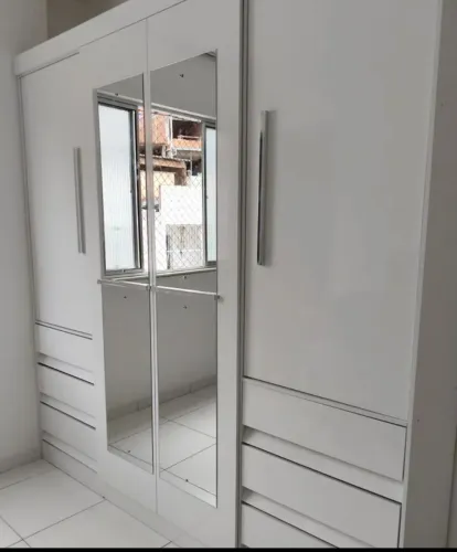 Guarda Roupa Casal com Espelho