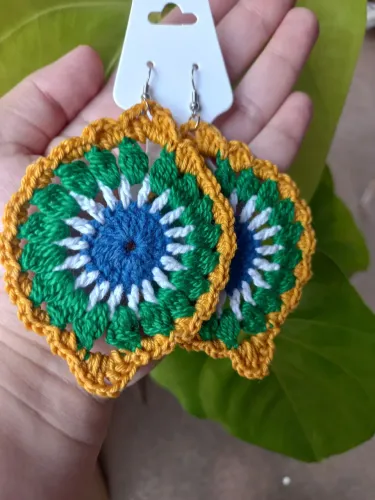 Brincos de crochê para copa do mundo