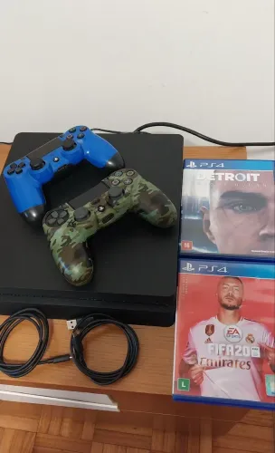 PlayStation 4 slim 500gb