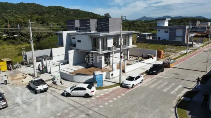 Casa à venda Rodovia José Carlos Daux, Vargem Pequena - Florianópolis