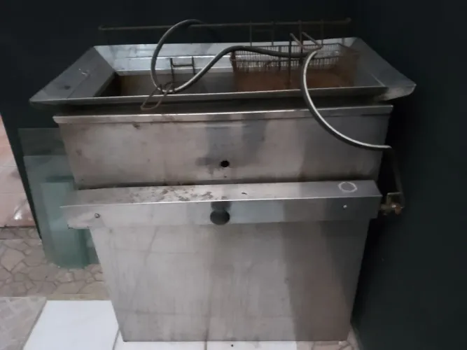 Fritador 20L a gás Usado