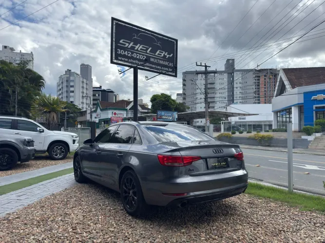 Audi A4 Attraction 2.0 TFSI 190cv S Tronic 2018