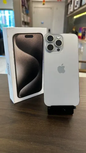 IPHONE 15 PRO MAX 256GB NATURAL SEMINOVO / LOJA FÍSICA