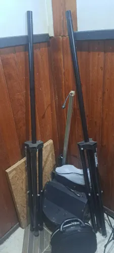 Pedestal para caixa de som profissional