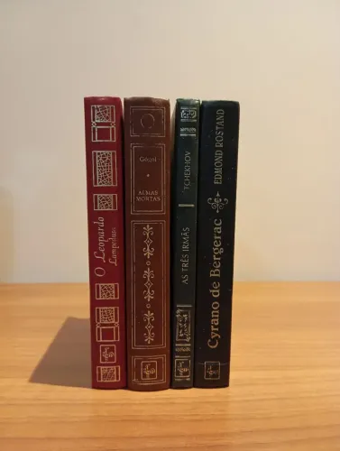 Livros Nova Cultura - Almas Mortas, As Três Irmãs, O Leopardo, Cyrano de Bergerac.