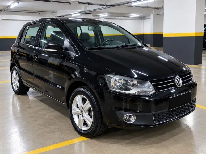 Volkswagen Fox 1.6 MI Total Flex 8V 5P 2011