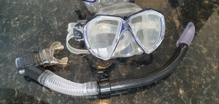 Kit mergulhador Snorkel Máscara e Tubo Snorkel Nunca Usados (2 un disponíveis)