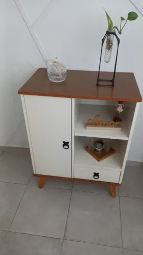 Aparador estilo retrô