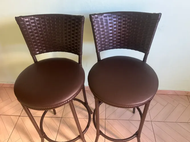 Banquetas 300 reais as 2