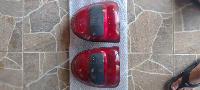 Par lanterna traseira corsa