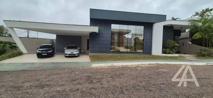 (Vende-se) Saint Paul - Casa com 3 dormitórios, 360 m² por R$ 3.500.000 - Costa e Silva -