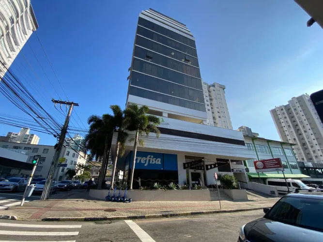 SALA COMERCIAL PARA ALUGAR NO ESTREITO