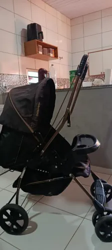 Carrinho de bebê galzerano