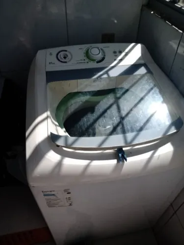 Vendo máquina de lavar roupa com defeito 