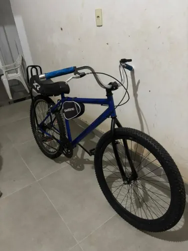 Bike montadinha semi nova, só pegar e andar 