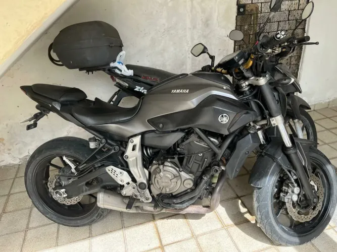 MT 07 conservada